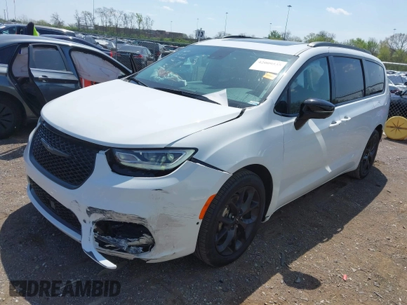 2023 Chrysler Pacifica Limited with VIN 2C4RC1GG6PR540220, listed as a IAAI auction lot 42009535 with 29,339 mi miles and . Bid and sale history available at DreamBid. Image 17.