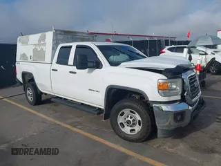 2015 GMC Sierra 2500HD with VIN 1GT22XEG3FZ121997, listed as a IAAI auction lot 42469499 with 282,924 mi miles and . Bid and sale history available at DreamBid. Image 1.
