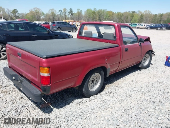 1992 Toyota Pickup with VIN JT4RN81A2N0096073, listed as a IAAI auction lot 41886580 with 254,791 mi miles and . Bid and sale history available at DreamBid. Image 4.