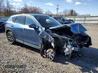 2018 Mazda CX-5 Grand Touring with VIN JM3KFBDM2J0322311, listed as a Copart auction lot 48368965 with 41,190 mi miles and Salvage Title. Bid and sale history available at carsss.com. Image 4.