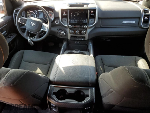 2025 Ram 1500 Big Horn z VIN 1C6SRFFP8SN506775, wystawiony jako Copart lot #48783565 z przebiegiem 24 903 mil mil oraz Szkoda całkowita • Salvage title. Historia ofert i sprzedaży dostępna na DreamBid. Obrazek 8.