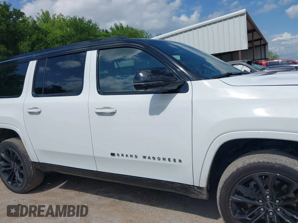 2024 Jeep Grand Wagoneer Series II с VIN 1C4SJSFP4RS127115, выставлен на аукционе IAAI как лот 42097396 с пробегом 45 680 миль миль и . История ставок и продаж доступна на DreamBid. Изображение 13.