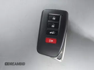 2023 Toyota Tacoma SR z VIN 3TMCZ5AN1PM602567, wystawiony jako IAAI lot #42355648 z przebiegiem 32 472 mil mil oraz . Historia ofert i sprzedaży dostępna na DreamBid. Obrazek 11.