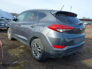 2016 Hyundai Tucson SE with VIN KM8J3CA49GU151903, listed as a IAAI auction lot 41426640 with 141,803 mi miles. Bid and sale history available at carsss.com. Image 3.