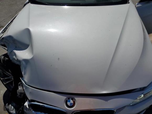 2017 BMW 3 Series 330i with VIN WBA8B9C39HK885321, listed as a Copart auction lot 52543705 with 18,349 mi miles and Salvage Title. Bid and sale history available at carsss.com. Image 12.
