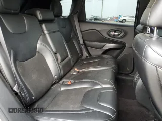 2019 Jeep Cherokee Altitude with VIN 1C4PJMLB4KD181048, listed as a Copart auction lot 60683595 with 68,864 mi miles and Salvage title. Bid and sale history available at DreamBid. Image 11.