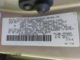 2004 Toyota Sienna XLE with VIN 5TDZA22C04S166738, listed as a IAAI auction lot 42137264 with 147,551 mi miles. Bid and sale history available at carsss.com. Image 9.