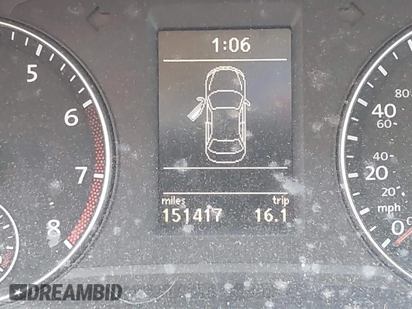 2012 Volkswagen Passat SE z VIN 1VWBP7A30CC107216, wystawiony jako IAAI lot #42545676 z przebiegiem 151 417 mil mil oraz . Historia ofert i sprzedaży dostępna na DreamBid. Obrazek 7.