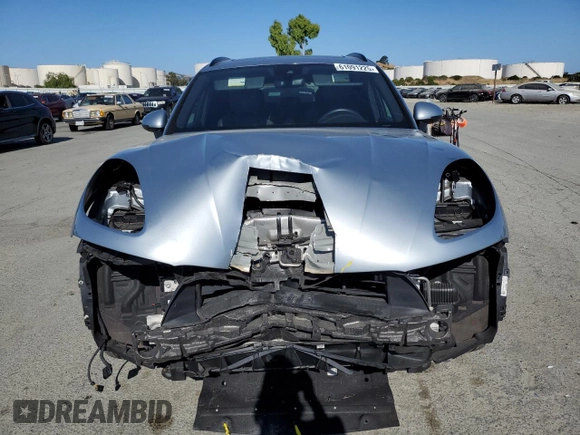 2020 Porsche Macan with VIN WP1AA2A56LLB00130, listed as a Copart auction lot 61091225 with 22,866 mi miles and Salvage title. Bid and sale history available at DreamBid. Image 5.