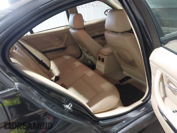 2008 BMW 3 Series 328xi with VIN WBAVC93538K043317, listed as a IAAI auction lot 41544348 with 127,823 mi miles. Bid and sale history available at carsss.com. Image 8.