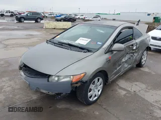 2006 Honda Civic Cpe LX with VIN 2HGFG11686H559025, listed as a IAAI auction lot 41564965 with 279,475 mi miles. Bid and sale history available at carsss.com. Image 2.