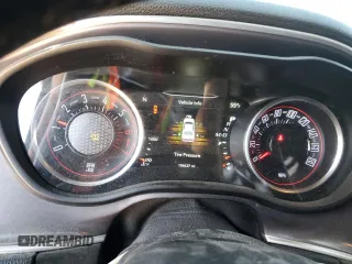 2019 Dodge Challenger R/T Scat Pack z VIN 2C3CDZFJ0KH707009, wystawiony jako Copart lot #55480675 z przebiegiem 104 637 mil mil oraz Czysty tytuł • Clean title. Historia ofert i sprzedaży dostępna na DreamBid. Obrazek 9.