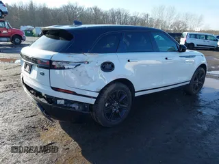 2022 Land Rover Range Rover Velar R-Dynamic S z VIN SALYT2EX7NA341627, wystawiony jako IAAI lot #41111238 z przebiegiem 18 982 mil mil oraz . Historia ofert i sprzedaży dostępna na DreamBid. Obrazek 4.