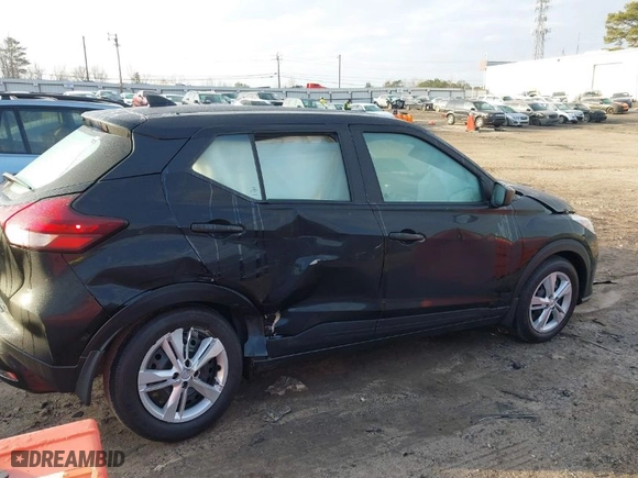 2024 Nissan Kicks S with VIN 3N1CP5BV2RL548499, listed as a IAAI auction lot 41514010 with 7,716 mi miles. Bid and sale history available at carsss.com. Image 13.
