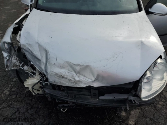 2007 Volkswagen Rabbit with VIN WVWBR71K47W063083, listed as a Copart auction lot 44718495 with 0 mi miles and Salvage Title. Bid and sale history available at carsss.com. Image 12.