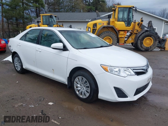 2012 Toyota Camry L with VIN 4T1BF1FK4CU106269, listed as a IAAI auction lot 41934780 with 137,867 mi miles. Bid and sale history available at carsss.com. Image 1.