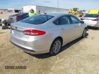 2017 Ford Fusion SE with VIN 3FA6P0PU9HR275687, listed as a IAAI auction lot 41839059 with 119,829 mi miles and . Bid and sale history available at carsss.com. Image 4.