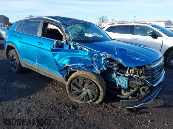 2024 Volkswagen Atlas SE с VIN 1V2HE2CA1RC219841, выставлен на аукционе IAAI как лот 41530355 с пробегом 8 133 миль миль и . История ставок и продаж доступна на DreamBid. Изображение 1.