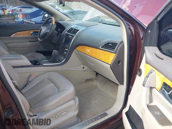 2012 Lincoln MKX with VIN 2LMDJ6JK6CBL03739, listed as a IAAI auction lot 41729616 with 117,066 mi miles. Bid and sale history available at carsss.com. Image 5.