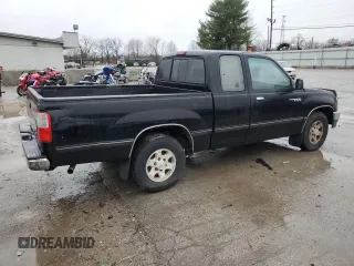1995 Toyota T100 SR5 z VIN JT4VD12F0S0007793, wystawiony jako Copart lot #85020824 z przebiegiem 226 806 mil mil oraz Czysty tytuł • Clean title. Historia ofert i sprzedaży dostępna na DreamBid. Obrazek 3.