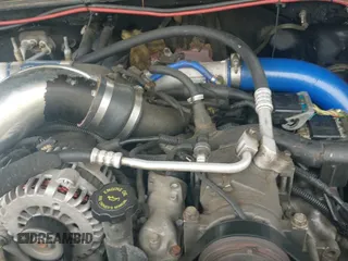 2003 Chevrolet Silverado 2500HD LS с VIN 1GCHK23183F107442, выставлен на аукционе IAAI как лот 42514591 с пробегом 160 590 миль миль и . История ставок и продаж доступна на DreamBid. Изображение 19.