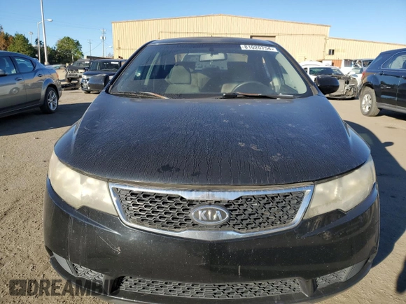 2011 Kia Forte LX with VIN KNAFT4A28B5370253, listed as a Copart auction lot 81020754 with 0 mi miles and Salvage Title. Bid and sale history available at carsss.com. Image 5.