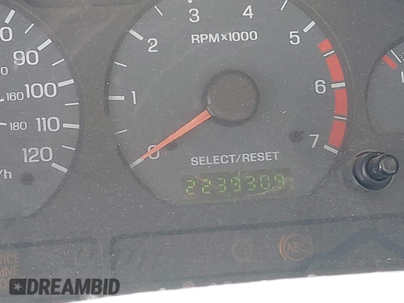 2004 Ford Mustang Standard with VIN 1FAFP40624F172427, listed as a IAAI auction lot 41779318 with 223,930 mi miles. Bid and sale history available at carsss.com. Image 7.