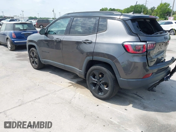 2018 Jeep Compass Latitude with VIN 3C4NJDBB1JT402381, listed as a IAAI auction lot 41844313 with 67,918 mi miles and . Bid and sale history available at DreamBid. Image 3.