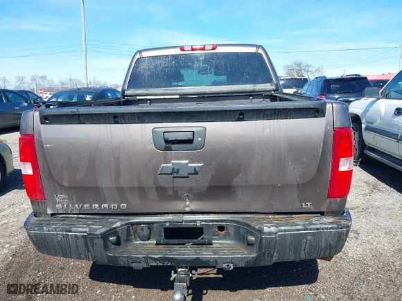 2007 Chevrolet Silverado 1500 LS with VIN 2GCEK13C671625576, listed as a IAAI auction lot 41592726 with 264,429 mi miles. Bid and sale history available at carsss.com. Image 16.