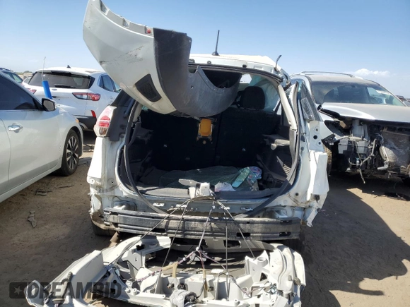 2016 Nissan Rogue SV with VIN 5N1AT2MV2GC823837, listed as a Copart auction lot 70431174 with 204,538 mi miles and Salvage Title. Bid and sale history available at DreamBid. Image 6.