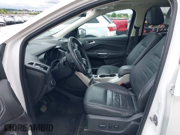 2013 Ford Escape SEL с VIN 1FMCU9H99DUC62280, выставлен на аукционе IAAI как лот 42430435 с пробегом 112 411 миль миль и . История ставок и продаж доступна на DreamBid. Изображение 5.