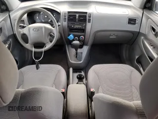 2008 Hyundai Tucson GLS with VIN KM8JM12B48U755567, listed as a Copart auction lot 75073514 with 0 mi miles and Non Repairable. Bid and sale history available at carsss.com. Image 8.