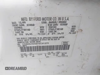 2000 Ford Excursion Limited z VIN 1FMNU42S6YEC01279, wystawiony jako IAAI lot #42320864 z przebiegiem 118 764 mil mil oraz . Historia ofert i sprzedaży dostępna na DreamBid. Obrazek 9.