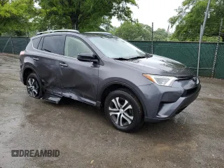 2017 Toyota RAV4 LE z VIN JTMZFREV5HJ130828, wystawiony jako Copart lot #58400825 z przebiegiem 99 116 mil mil oraz Szkoda całkowita • Salvage title. Historia ofert i sprzedaży dostępna na DreamBid. Obrazek 4.