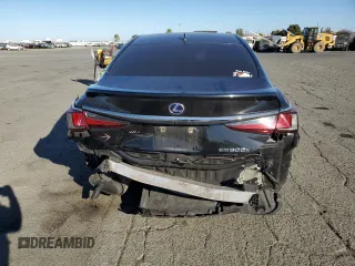 2021 Lexus ES with VIN 58ACA1C1XMU001292, listed as a Copart auction lot 77035514 with 142,564 mi miles and Salvage Title. Bid and sale history available at carsss.com. Image 6.