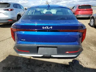 2025 Kia K4 LXS with VIN 3KPFT4DE5SE018860, listed as a Copart auction lot 78323544 with 68 mi miles and Clean Title. Bid and sale history available at carsss.com. Image 6.