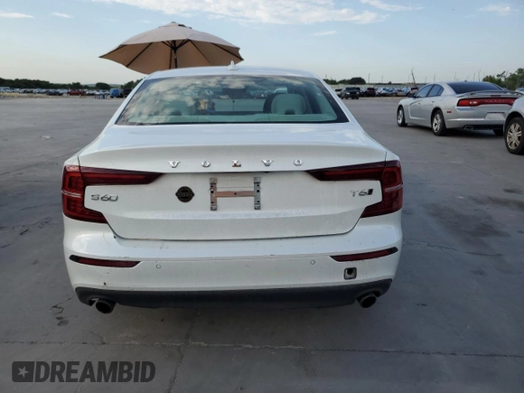2020 Volvo S60 Momentum with VIN 7JRA22TK7LG049247, listed as a Copart auction lot 60189183 with 21,906 mi miles. Bid and sale history available at carsss.com. Image 6.