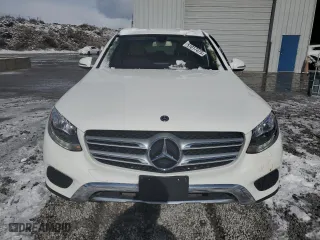 2019 Mercedes-Benz GLC with VIN WDC0G4KB3KV134101, listed as a Copart auction lot 51017475 with 60,794 mi miles and Salvage Title. Bid and sale history available at carsss.com. Image 5.