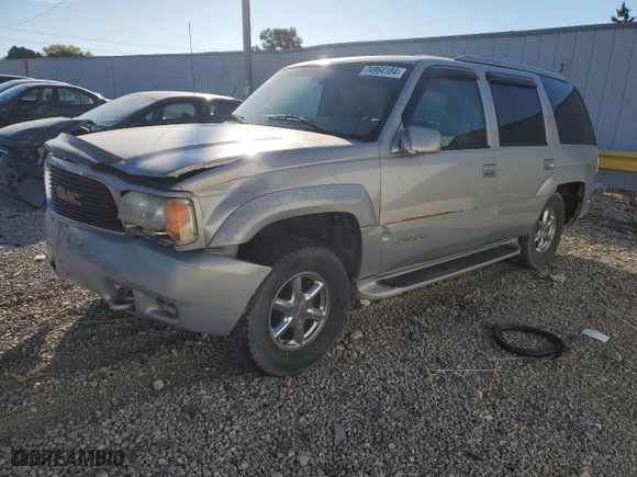 1999 GMC Denali with VIN 1GKEK13R4XR918005, listed as a Copart auction lot 74964184 with 206,584 mi miles and Non Repairable. Bid and sale history available at carsss.com. Image 1.