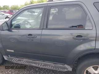 2008 Ford Escape XLT с VIN 1FMCU03198KE78192, выставлен на аукционе IAAI как лот 42260306 с пробегом 270 069 миль миль и . История ставок и продаж доступна на DreamBid. Изображение 14.