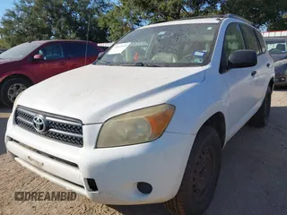 2007 Toyota RAV4 with VIN JTMZD33V475075446, listed as a IAAI auction lot 40643030 with 175,216 mi miles. Bid and sale history available at carsss.com. Image 6.