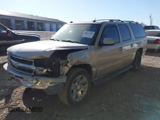 2005 Chevrolet Suburban LT with VIN 3GNFK16Z85G187465, listed as a IAAI auction lot 41875358 with 206,370 mi miles and . Bid and sale history available at DreamBid. Image 2.