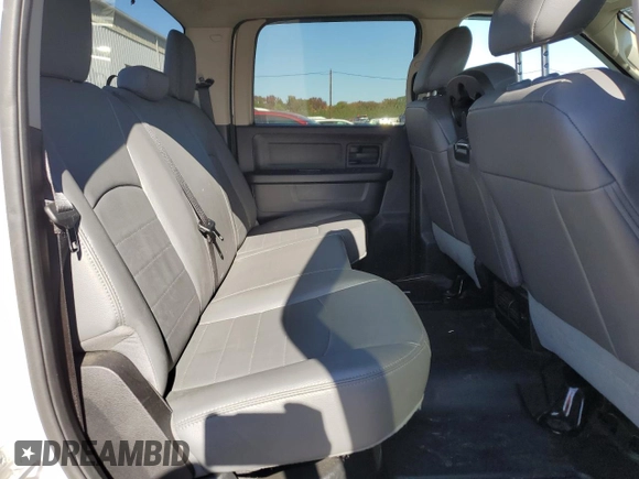 2015 Ram 2500 Tradesman z VIN 3C6TR5HT3FG693219, wystawiony jako Copart lot #76482764 z przebiegiem 41 818 mil mil oraz Szkoda całkowita • Salvage title. Historia ofert i sprzedaży dostępna na DreamBid. Obrazek 10.