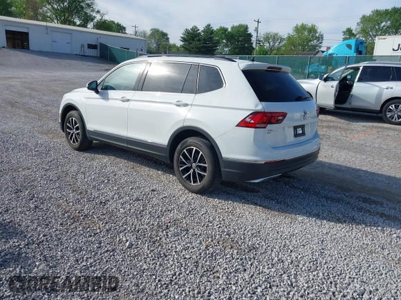 2021 Volkswagen Tiguan SE with VIN 3VV2B7AX6MM139903, listed as a IAAI auction lot 42060657 with 42,747 mi miles and . Bid and sale history available at DreamBid. Image 3.