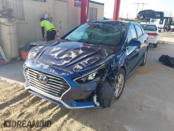 2019 Hyundai Sonata SE with VIN 5NPE24AF2KH780972, listed as a IAAI auction lot 42149730 with 52,527 mi miles and . Bid and sale history available at DreamBid. Image 2.