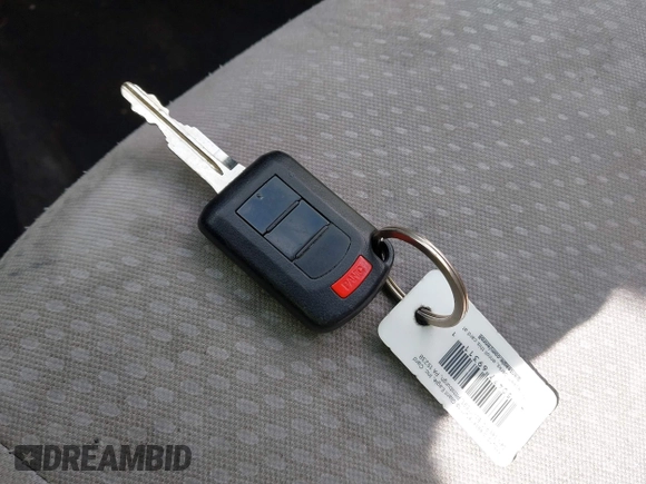 2019 Mitsubishi Mirage ES z VIN ML32F3FJ9KHF00323, wystawiony jako IAAI lot #41978070 z przebiegiem 117 512 mil mil oraz . Historia ofert i sprzedaży dostępna na DreamBid. Obrazek 11.