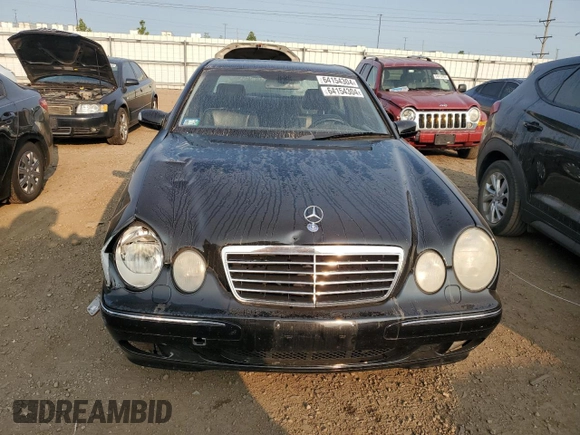 2000 Mercedes-Benz E-Class with VIN WDBJF82J4YX042051, listed as a Copart auction lot 72147904 with 265,886 mi miles and Salvage Title. Bid and sale history available at carsss.com. Image 5.