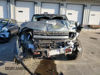 2024 GMC Hummer EV 3X with VIN 1GKB0RDC6RU102527, listed as a Copart auction lot 58865494 with 3,373 mi miles and Salvage Title. Bid and sale history available at carsss.com. Image 5.