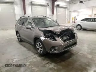 2024 Subaru Forester Limited with VIN JF2SKALC0RH404172, listed as a Copart auction lot 60431255 with 22,348 mi miles and Salvage title. Bid and sale history available at DreamBid. Image 14.