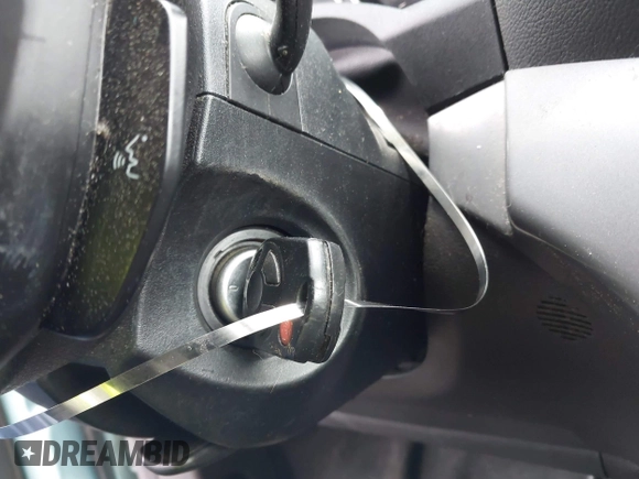2013 Ford Escape SE with VIN 1FMCU9GX5DUD51120, listed as a IAAI auction lot 42196923 with 183,386 mi miles and . Bid and sale history available at DreamBid. Image 11.